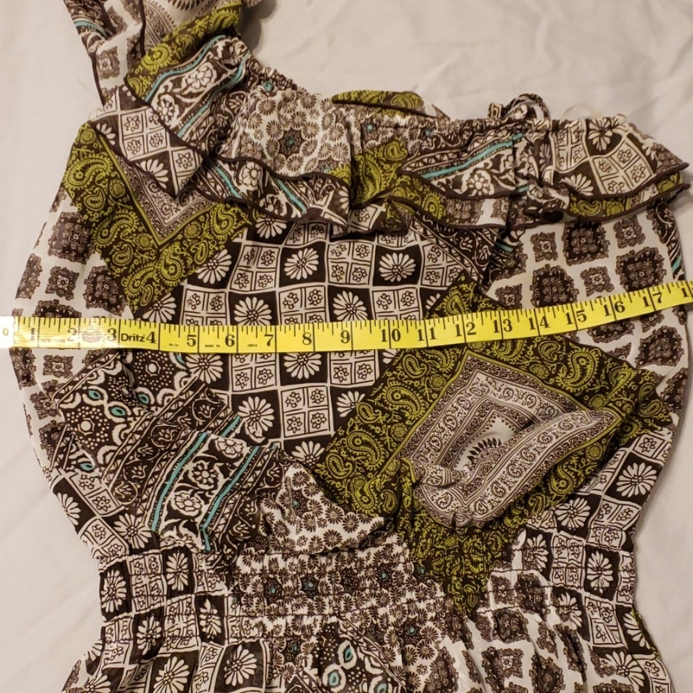 Ruffled Top - Picture 6 of 7